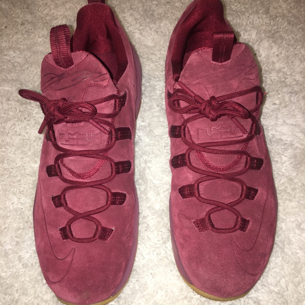 Nike Lebron XIII Low Premium